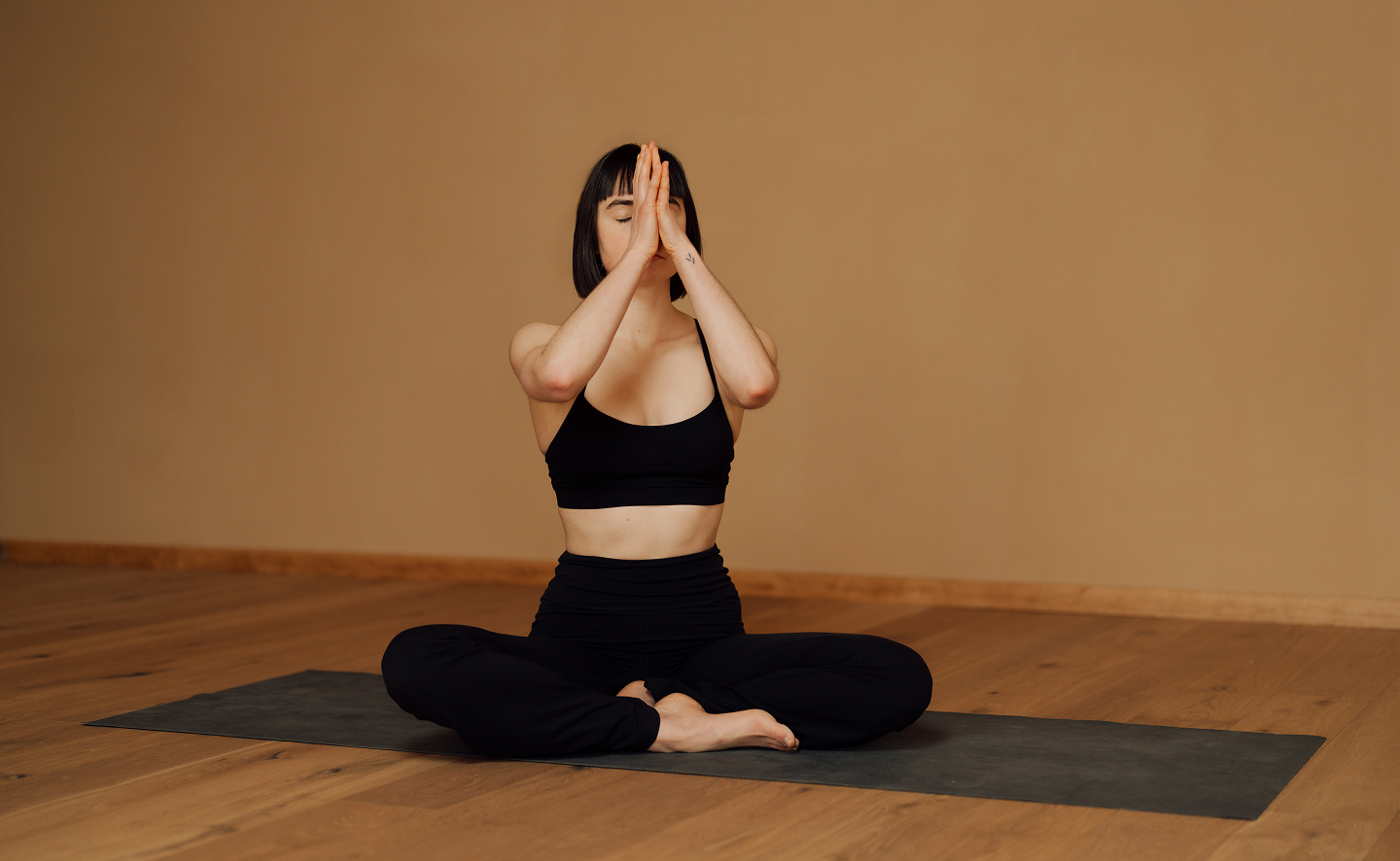 Yoga Pose by Isabel Reinartz